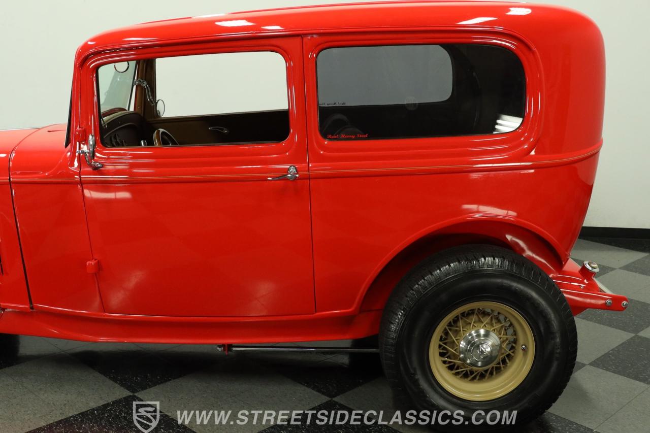 1932 Ford Tudor Streetrod