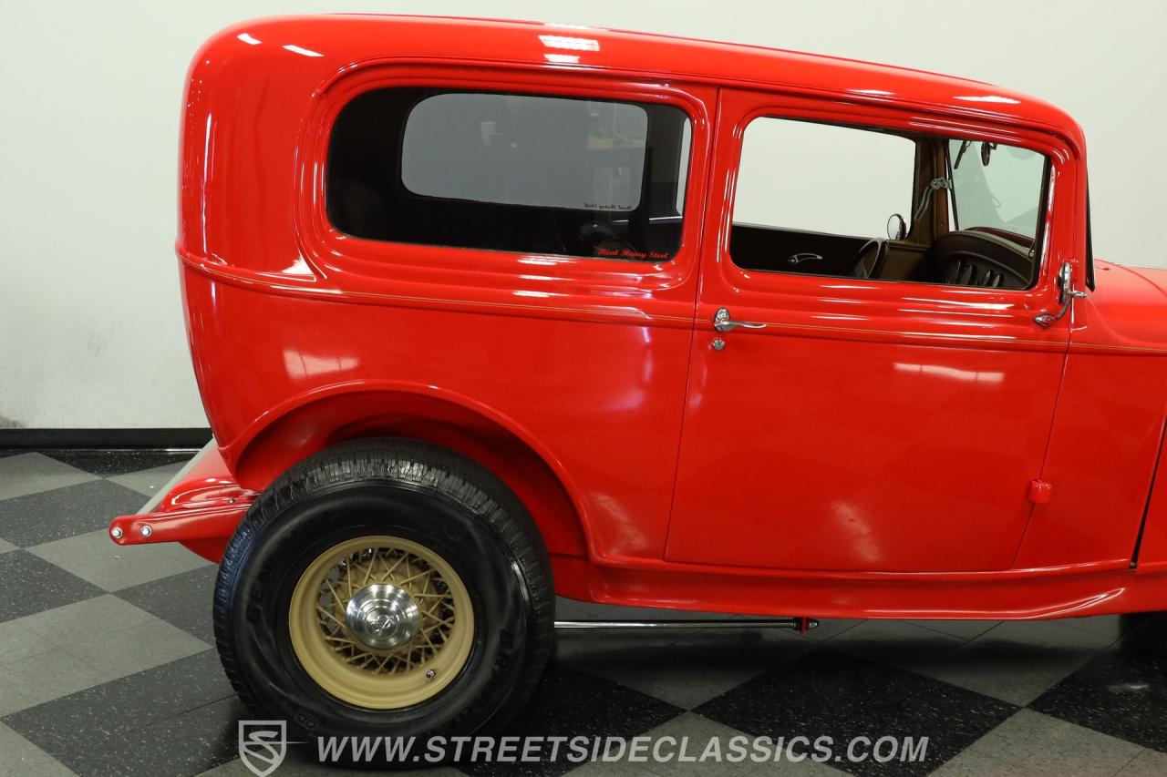 1932 Ford Tudor Streetrod
