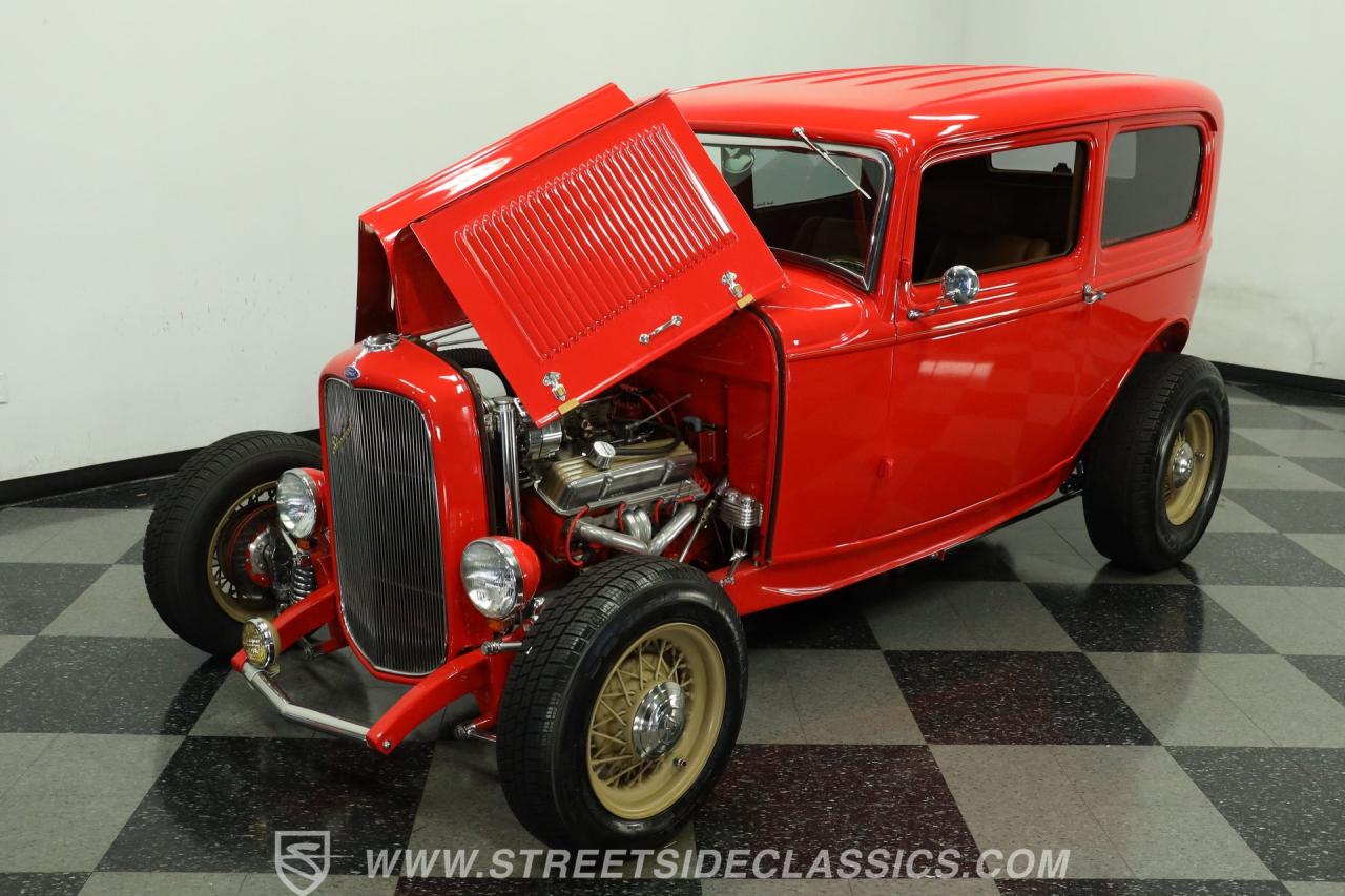 1932 Ford Tudor Streetrod