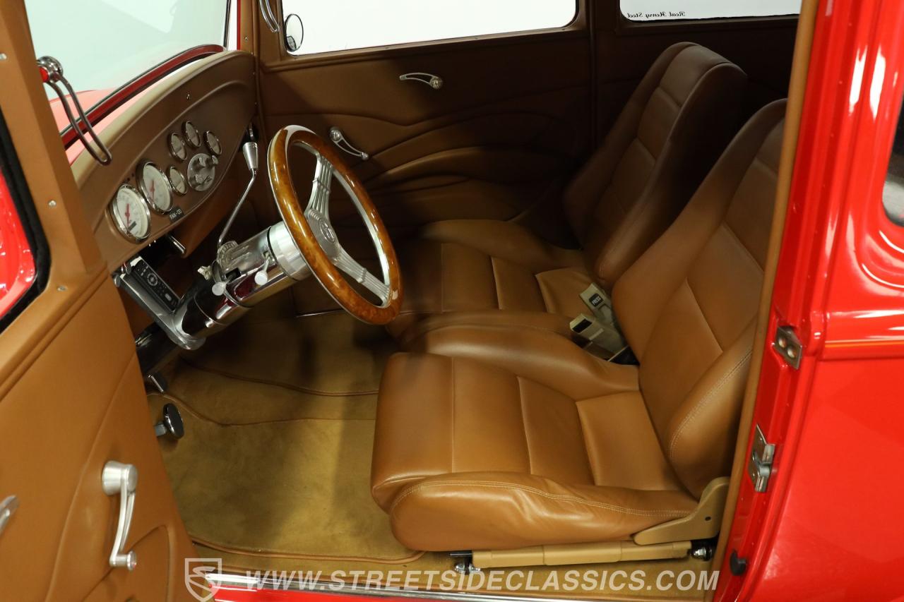 1932 Ford Tudor Streetrod