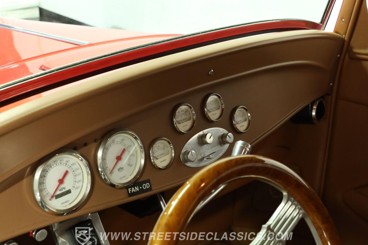 1932 Ford Tudor Streetrod