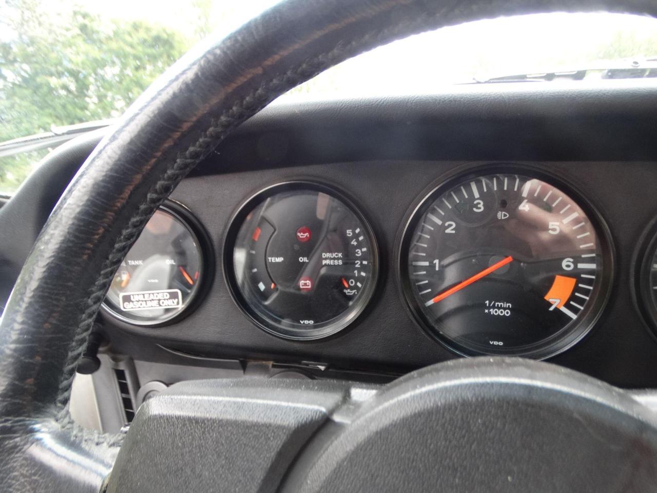 1984 Porsche 3.2 Classic Carrera Cabriolet 2dr