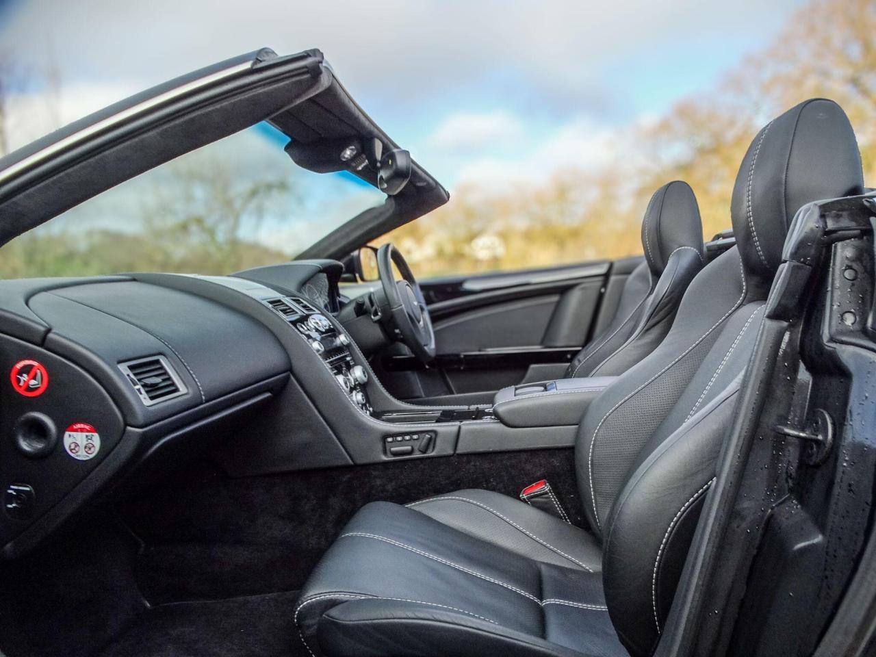 2011 Aston Martin 6.0 V12 Volante T-TronicII Euro 5 2dr