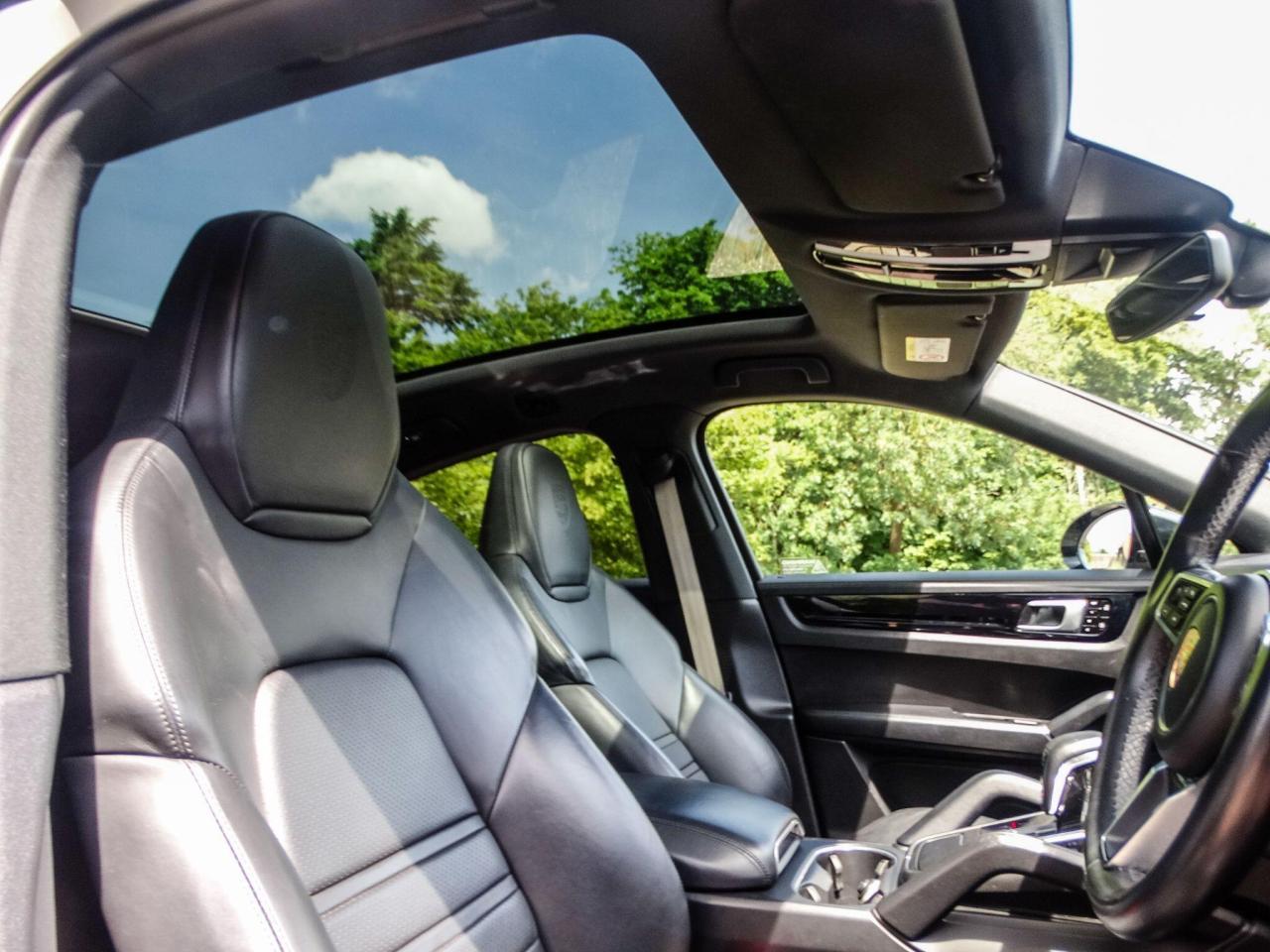 2019 Porsche 2.9T V6 S TiptronicS 4WD Euro 6 (s/s) 5dr