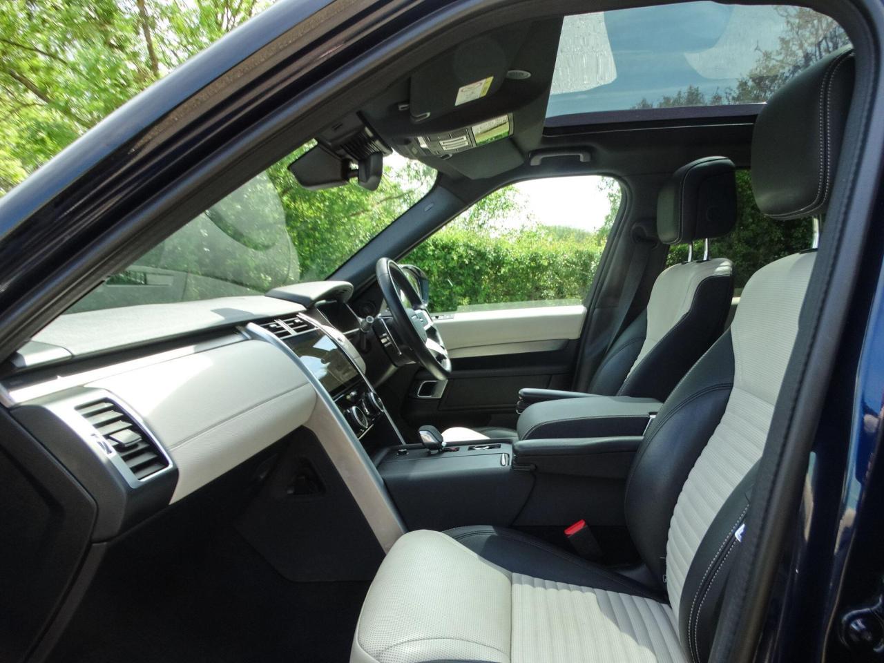 2023 Land Rover 3.0 D300 MHEV R-Dynamic SE Auto 4WD Euro 6 (s/s) 5dr