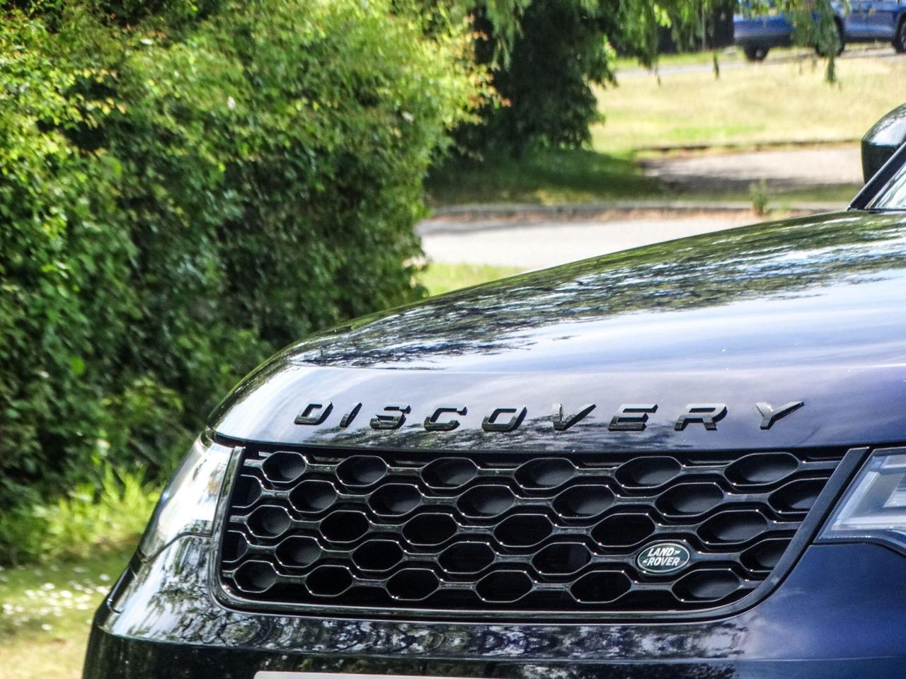 2023 Land Rover 3.0 D300 MHEV R-Dynamic SE Auto 4WD Euro 6 (s/s) 5dr