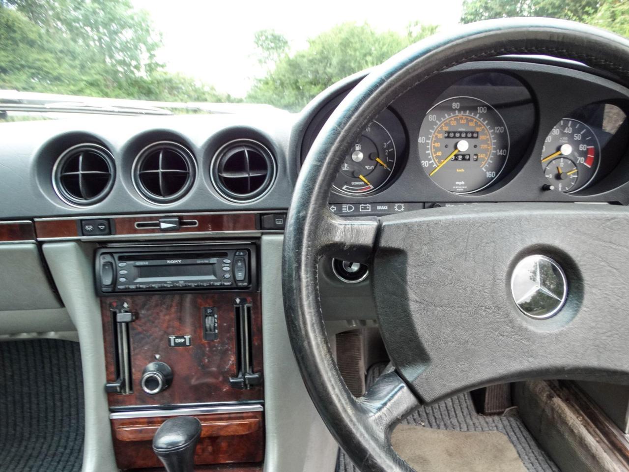 1986 Mercedes - Benz What's my car worth?