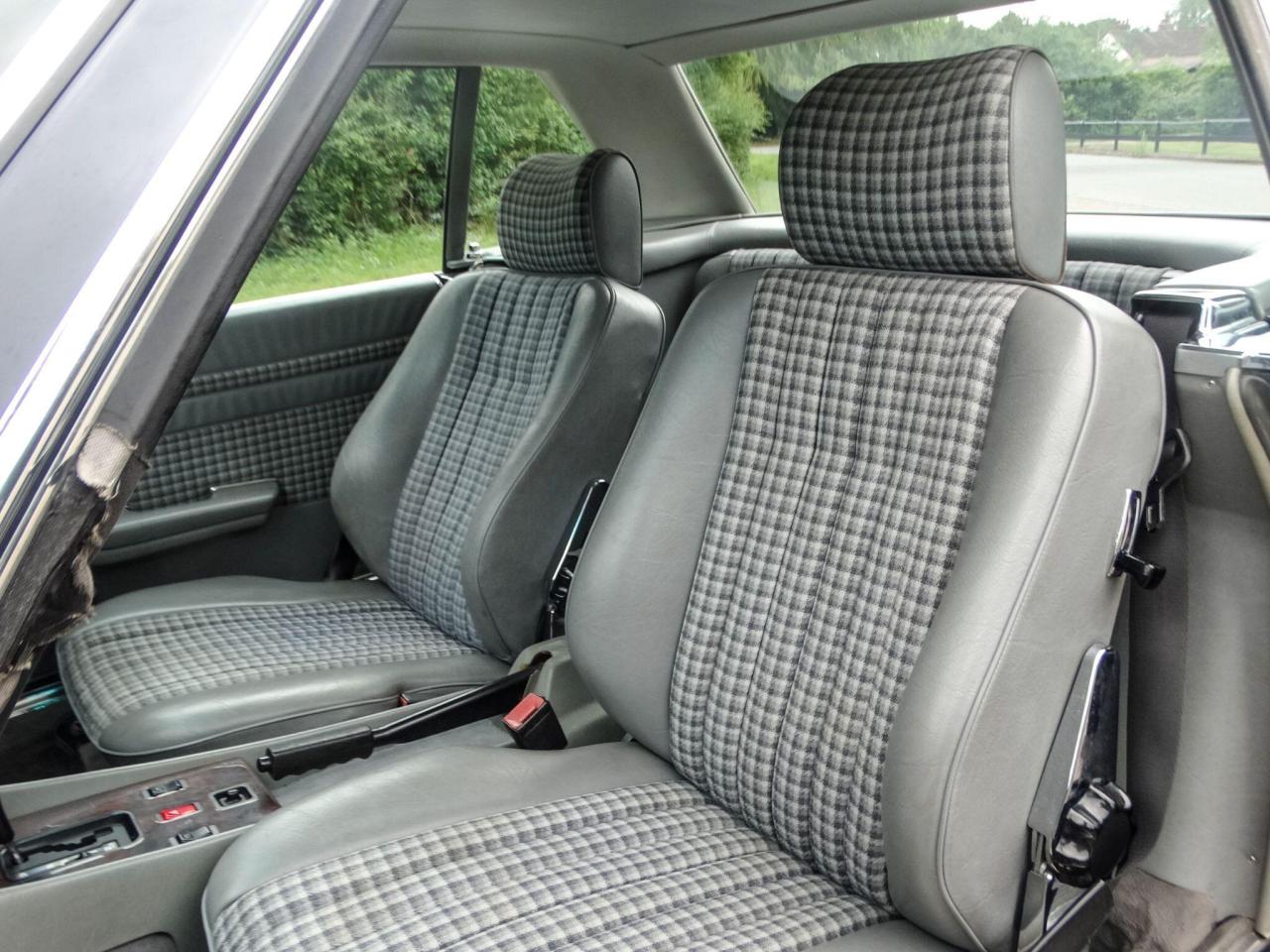 1986 Mercedes - Benz What's my car worth?