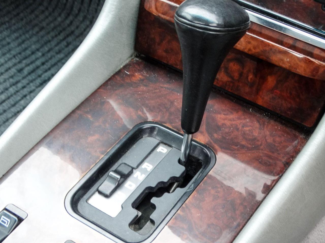 1986 Mercedes - Benz What's my car worth?