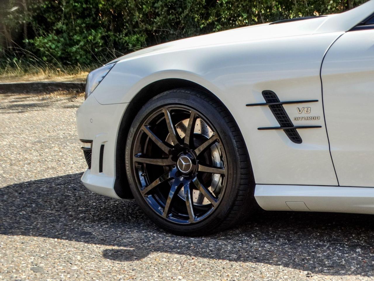 2013 Mercedes - Benz 5.5 SL63 V8 AMG SpdS MCT Euro 5 (s/s) 2dr