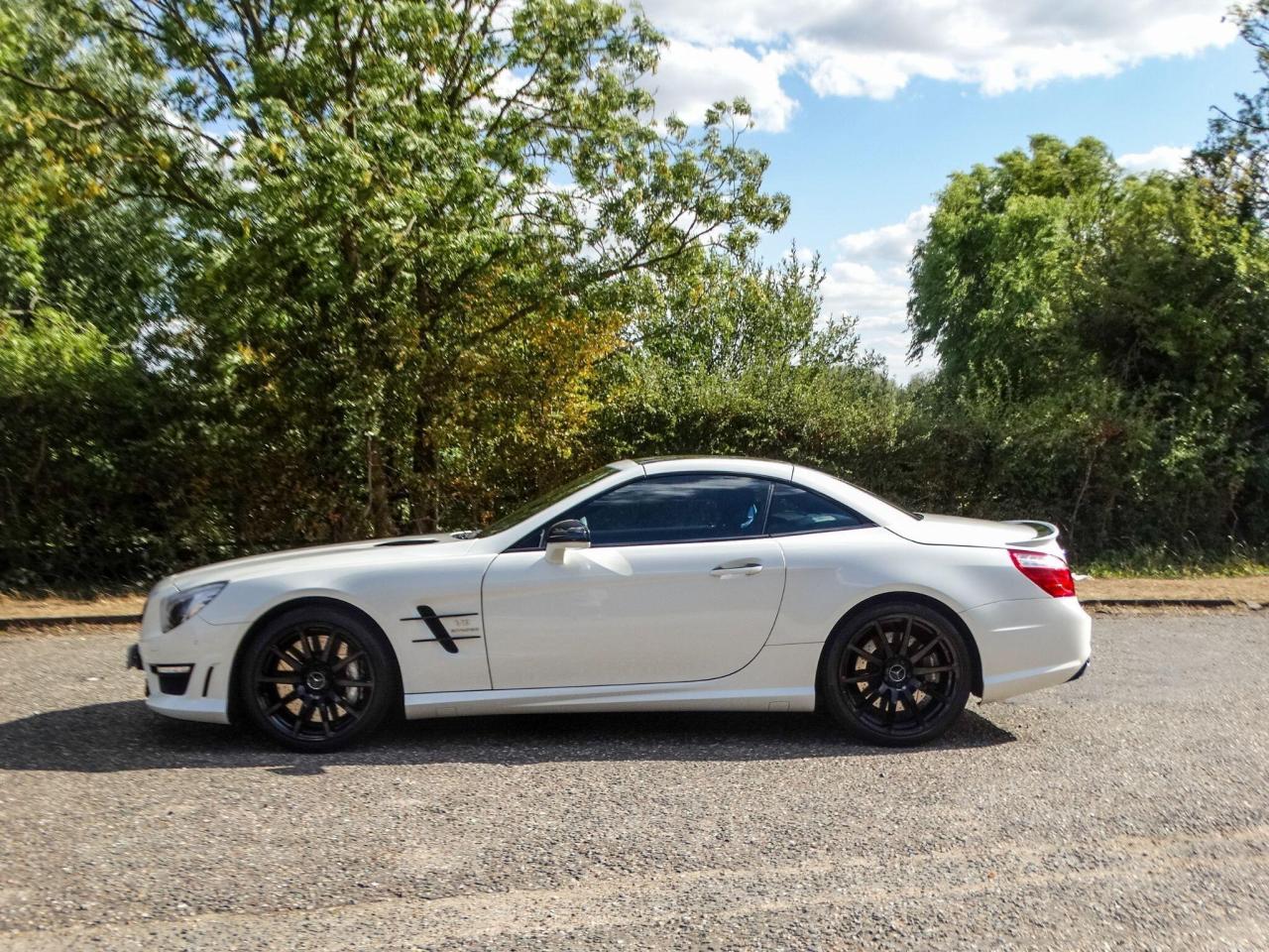 2013 Mercedes - Benz 5.5 SL63 V8 AMG SpdS MCT Euro 5 (s/s) 2dr
