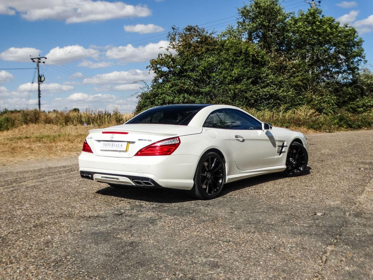 2013 Mercedes - Benz 5.5 SL63 V8 AMG SpdS MCT Euro 5 (s/s) 2dr