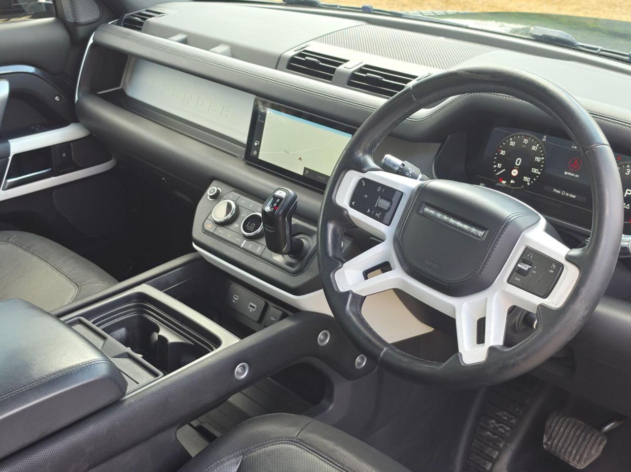 2021 Land Rover 2.0 P300 X-Dynamic SE SUV 3dr Petrol Auto 4WD Euro 6 (s/s) (300 ps)