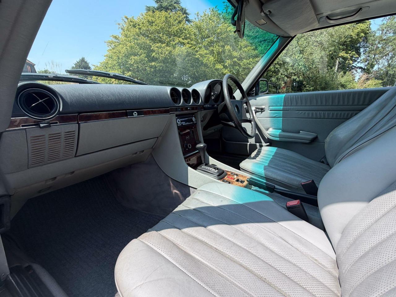 1985 Mercedes - Benz 3.8 SL 2dr