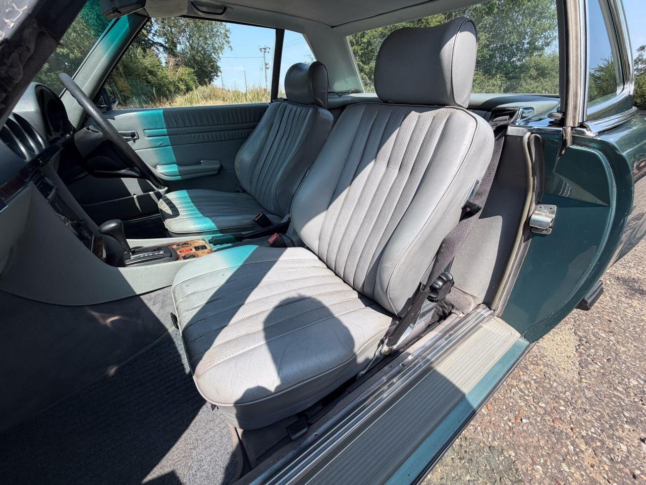 1985 Mercedes - Benz 3.8 SL 2dr