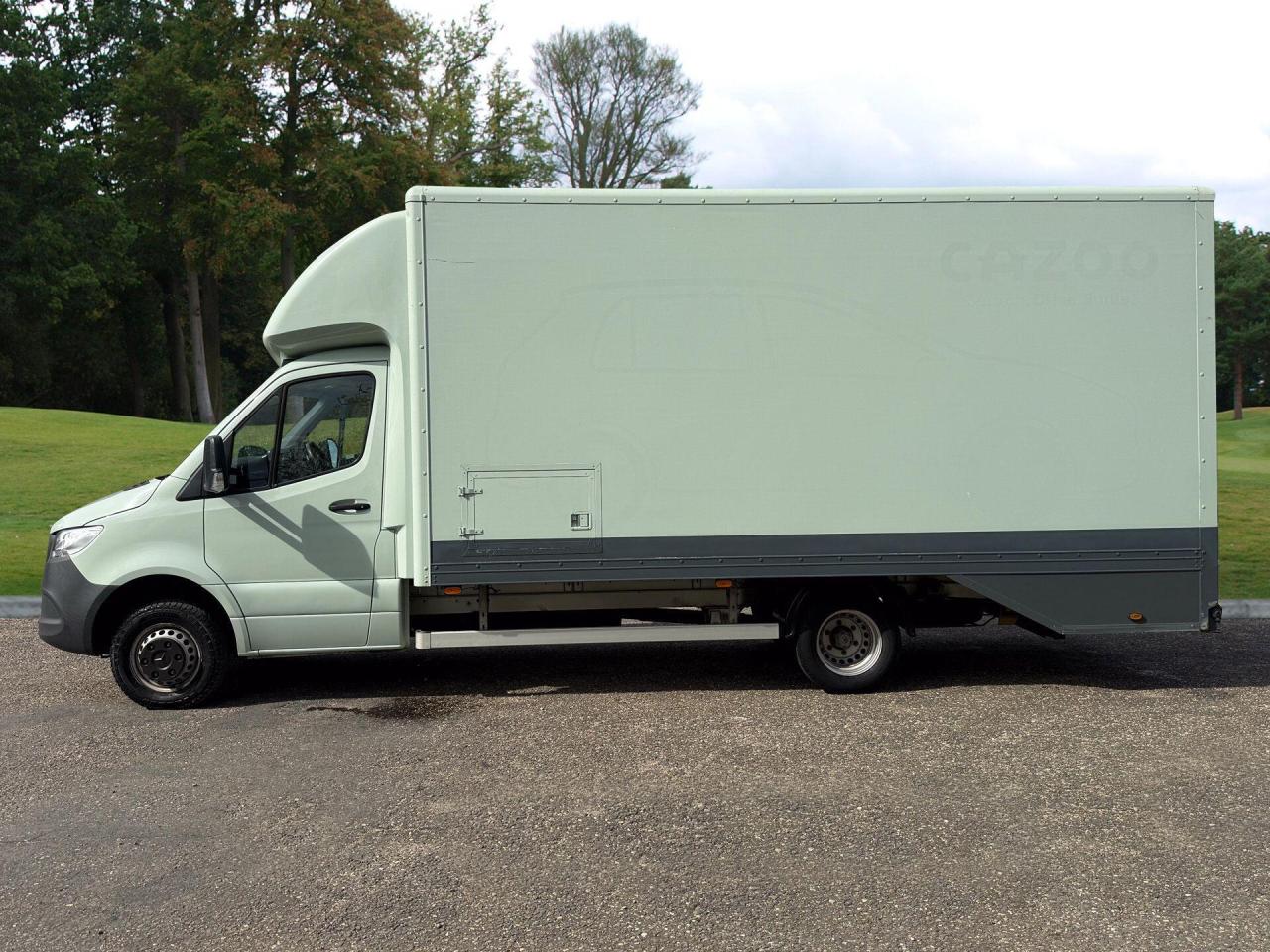 2019 Mercedes - Benz 2.1 516 CDI Chassis Cab 2dr Diesel G-Tronic+ RWD L2 Euro 6 (163 ps)