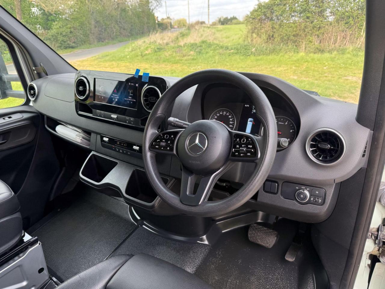 2019 Mercedes - Benz 2.1 516 CDI Chassis Cab 2dr Diesel G-Tronic+ RWD L2 Euro 6 (163 ps)