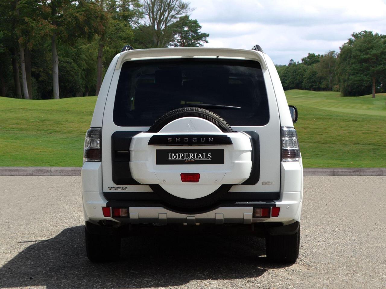 2014 Mitsubishi 3.2 DI-DC SG3 Auto 4WD Euro 5 5dr LWB