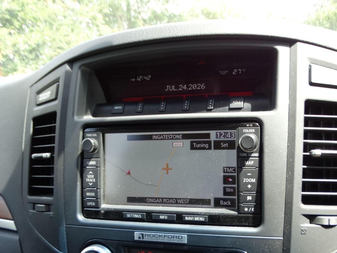 2014 Mitsubishi 3.2 DI-DC SG3 Auto 4WD Euro 5 5dr LWB