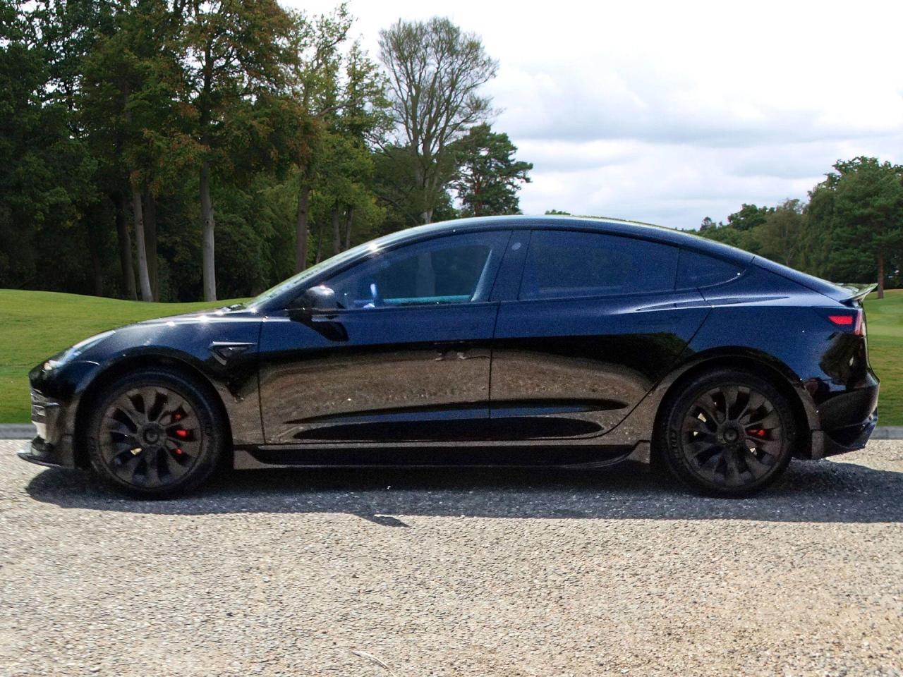 2023 Tesla Auto RWD 4dr