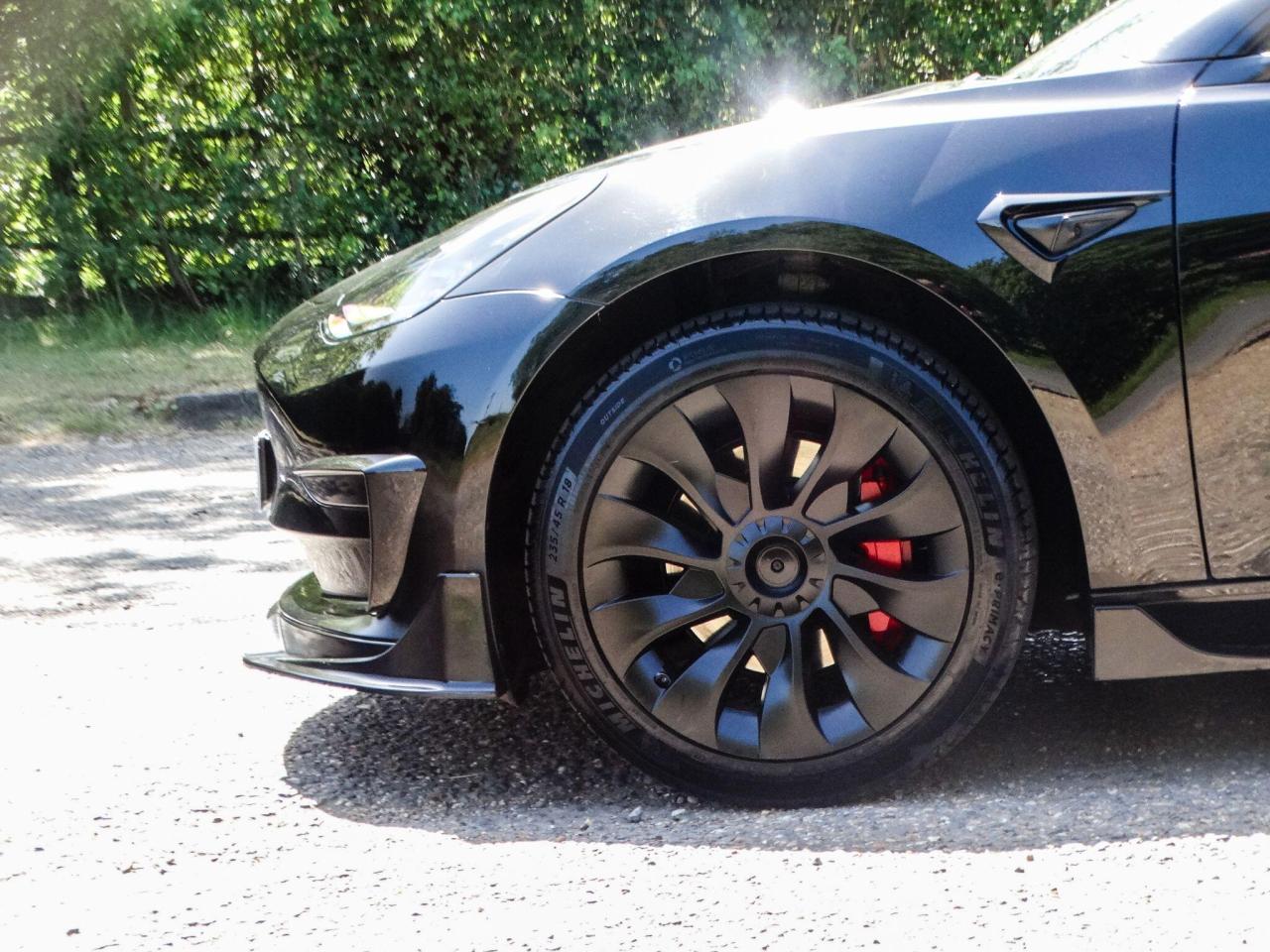 2023 Tesla Auto RWD 4dr