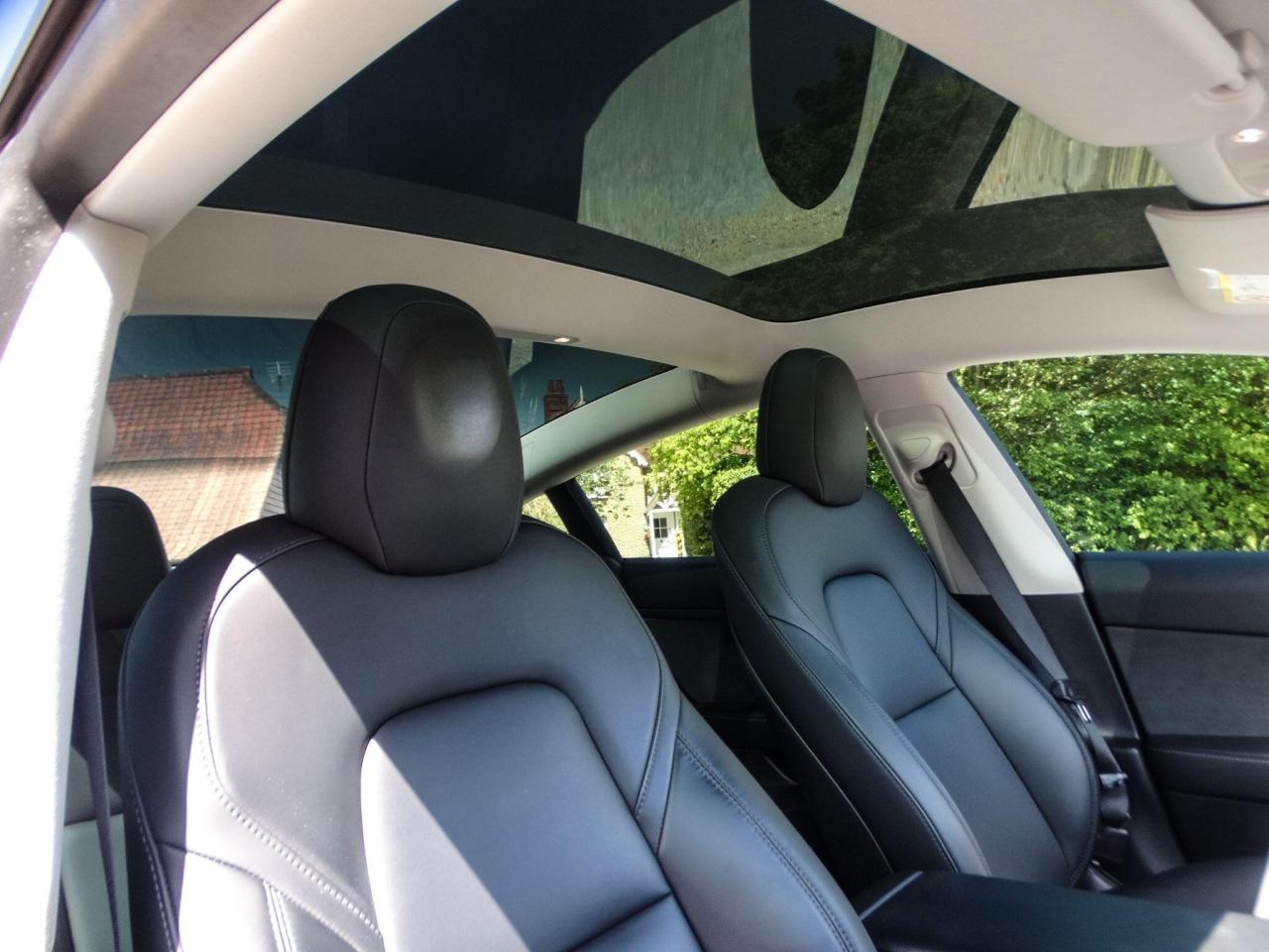 2023 Tesla Auto RWD 4dr