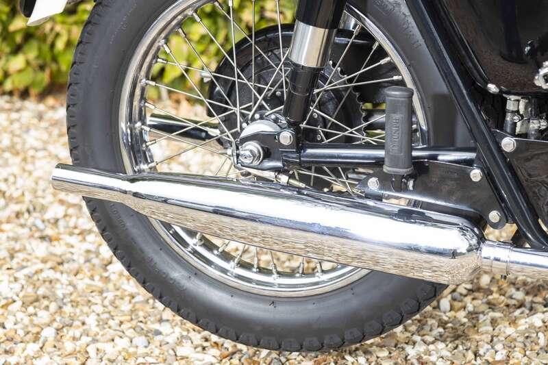 1967 Triumph BONNEVILLE T120