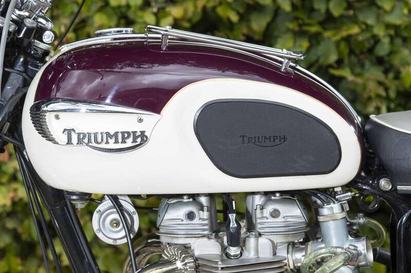 1967 Triumph BONNEVILLE T120