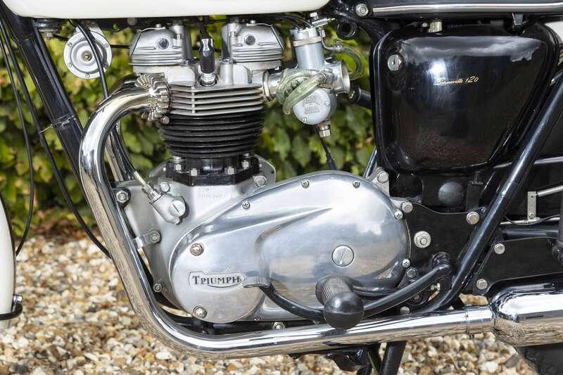 1967 Triumph BONNEVILLE T120