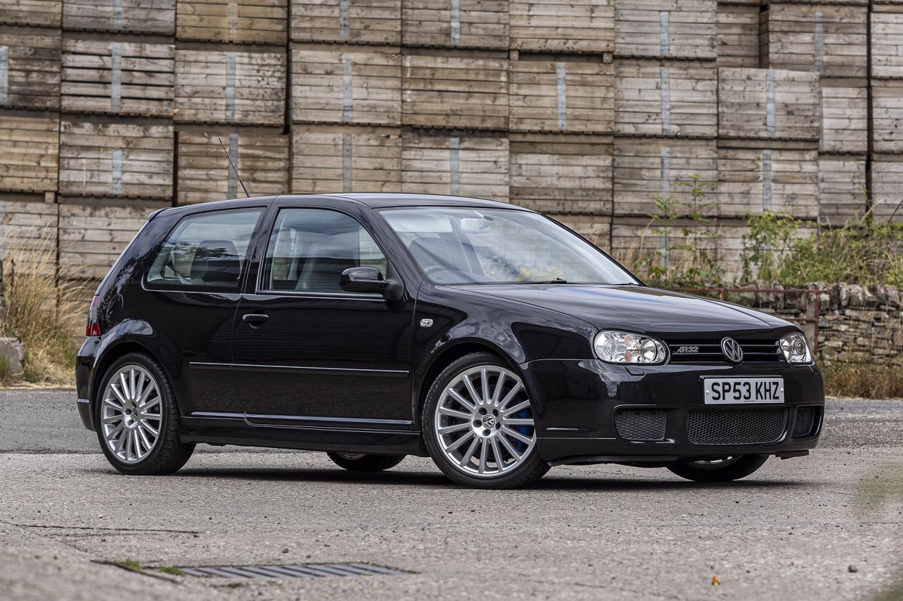 2003 Volkswagen Golf (Mk4) R32