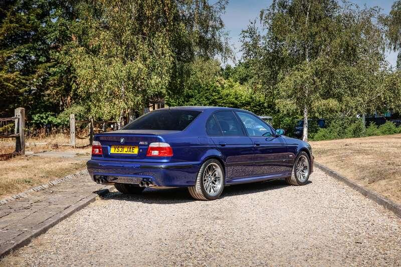 2001 BMW M5