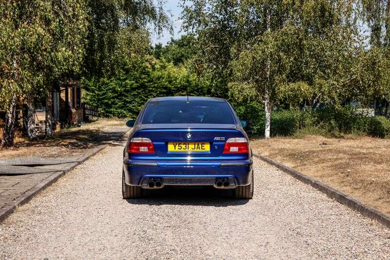 2001 BMW M5