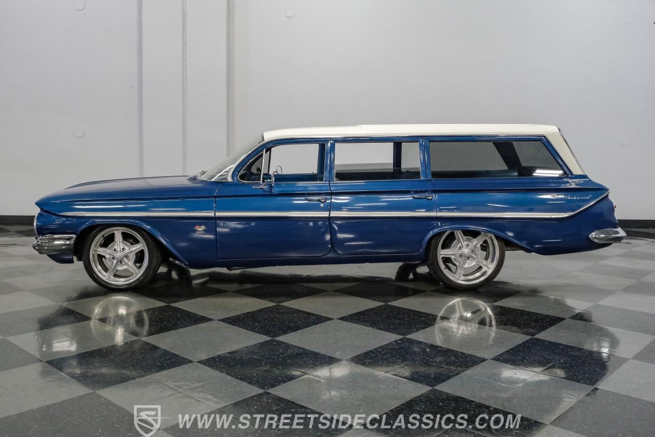 1961 Chevrolet Bel Air Parkwood Wagon