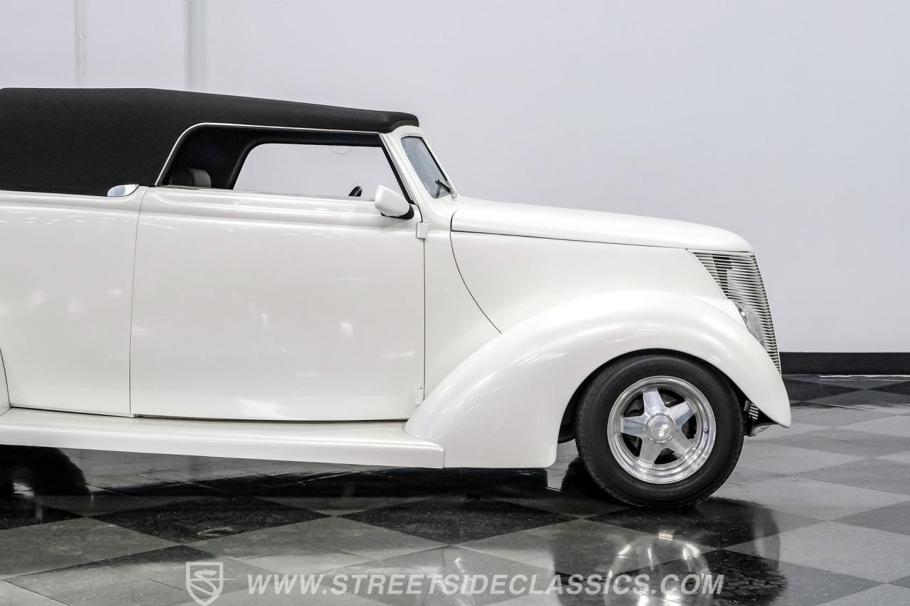 1937 Ford Cabriolet Street Rod