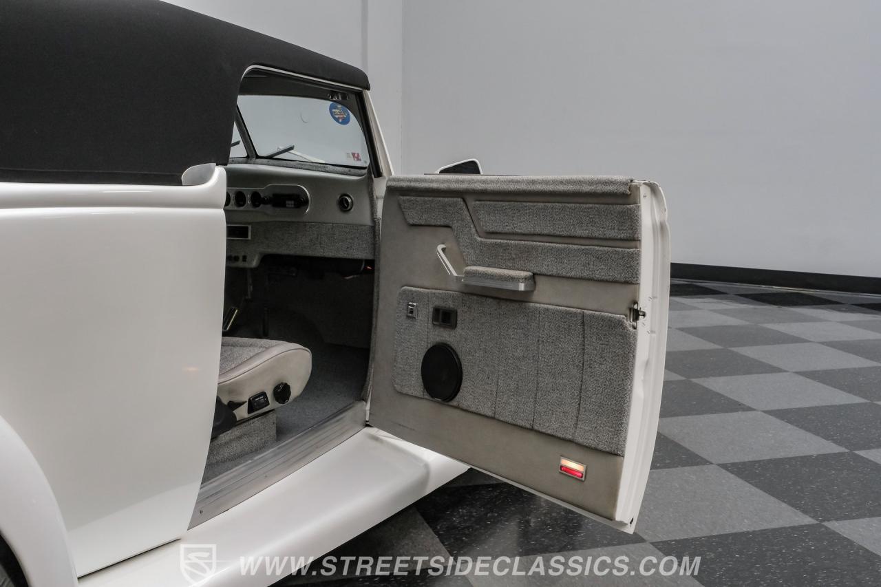 1937 Ford Cabriolet Street Rod
