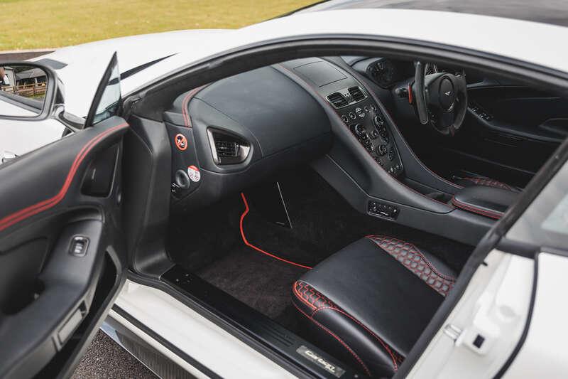 2015 Aston Martin Vanquish