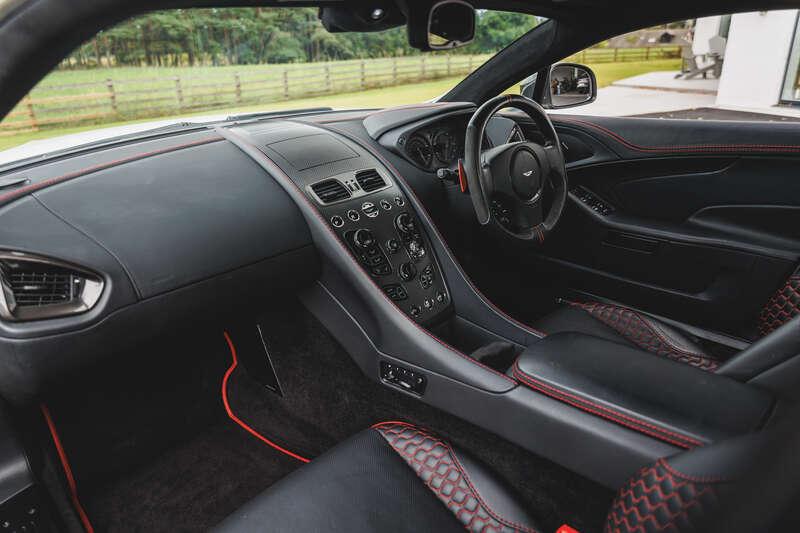 2015 Aston Martin Vanquish