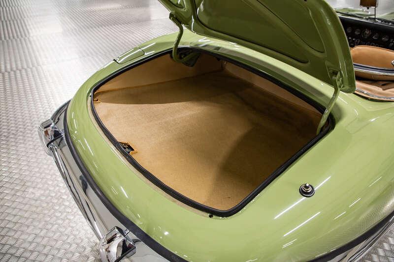 1970 Jaguar E TYPE SERIES II ROADSTER