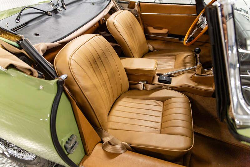 1970 Jaguar E TYPE SERIES II ROADSTER