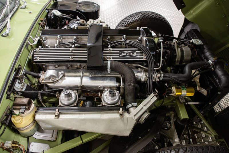 1970 Jaguar E TYPE SERIES II ROADSTER