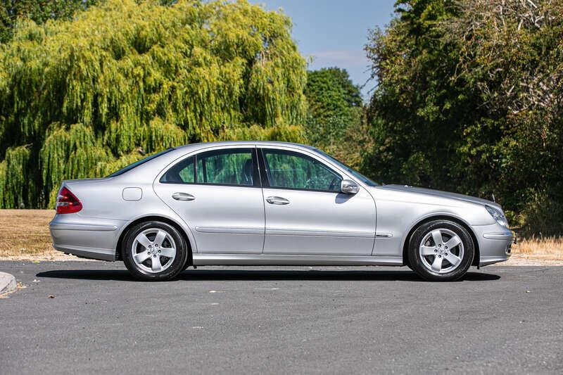 2004 Mercedes - Benz E320 AVANTGUARDE