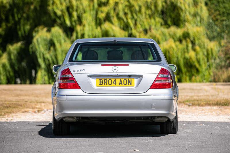 2004 Mercedes - Benz E320 AVANTGUARDE