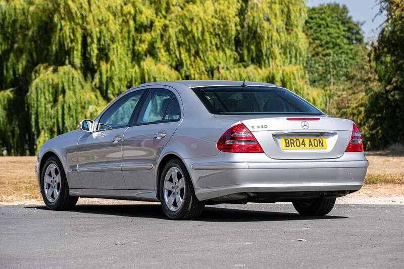 2004 Mercedes - Benz E320 AVANTGUARDE