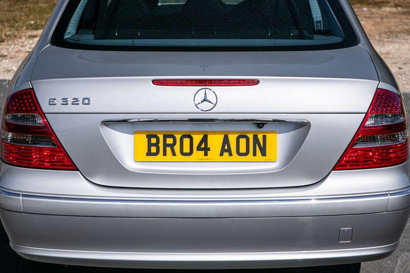 2004 Mercedes - Benz E320 AVANTGUARDE