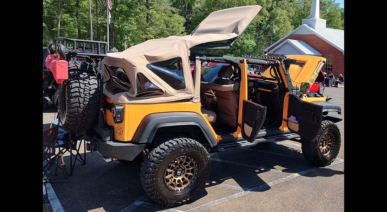 2012 Jeep WRANGLER UNLIMITED SPORT