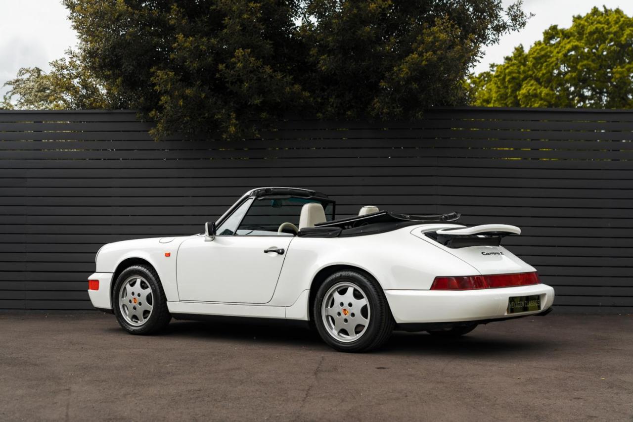 1990 Porsche 911 (964) CARRERA 2