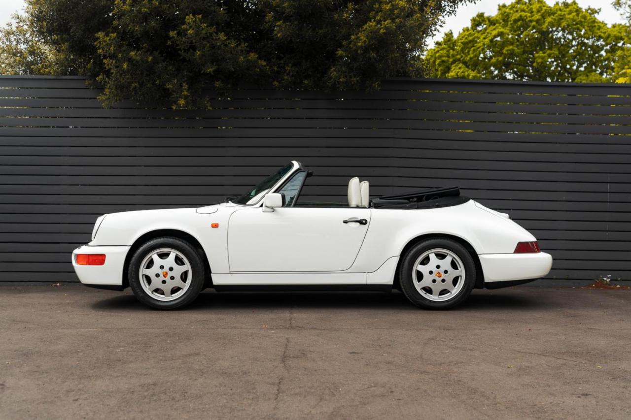1990 Porsche 911 (964) CARRERA 2