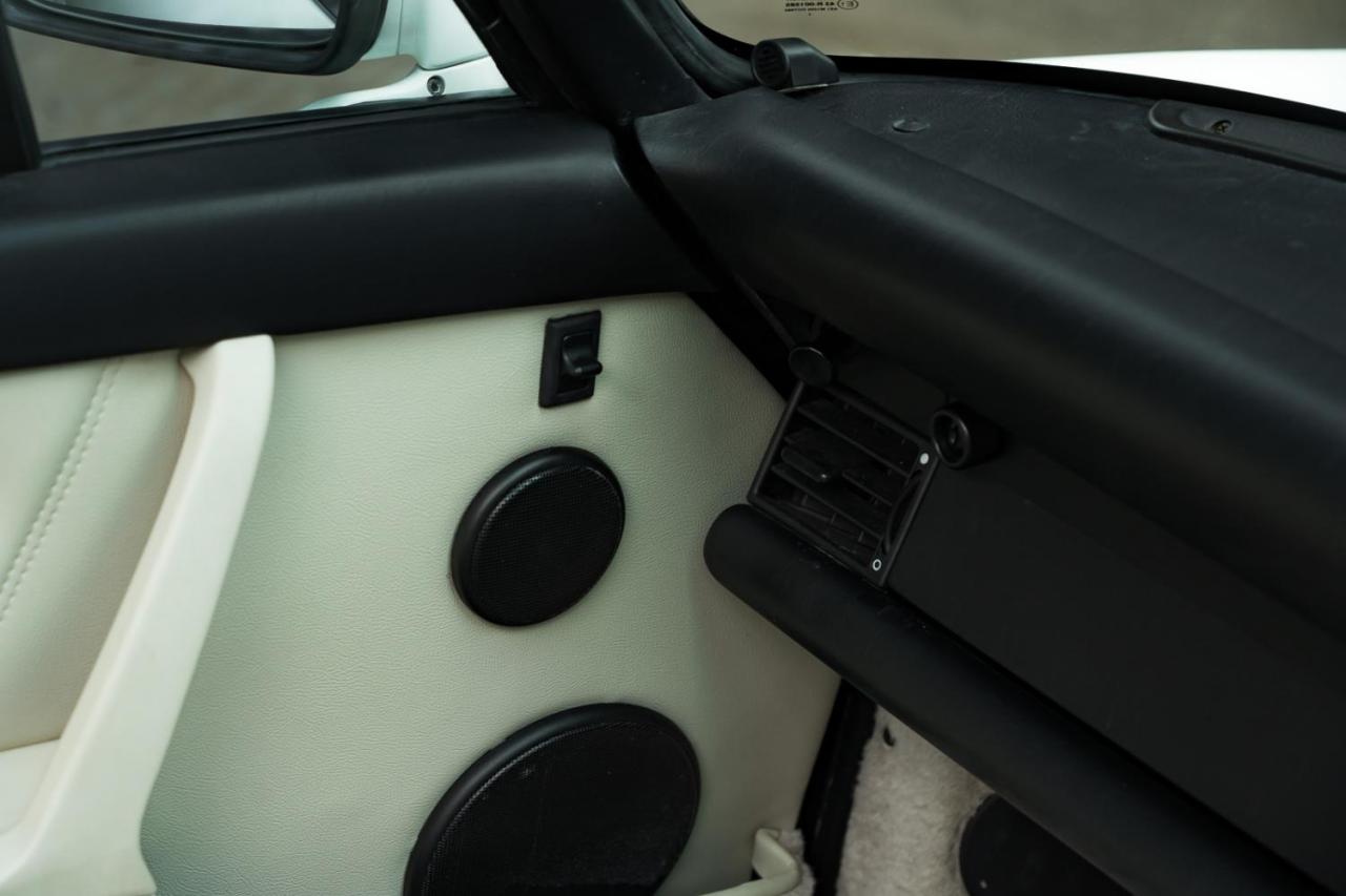 1990 Porsche 911 (964) CARRERA 2