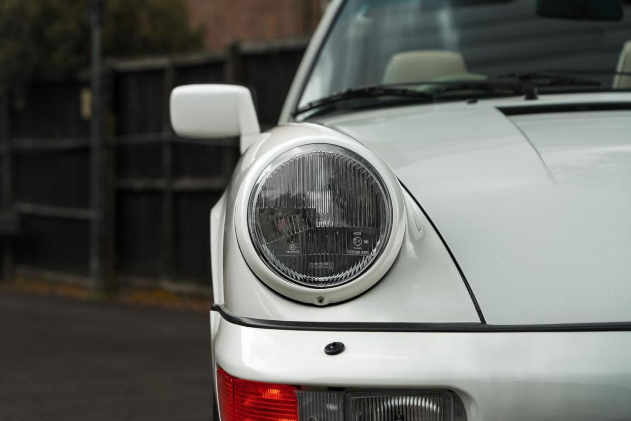 1990 Porsche 911 (964) CARRERA 2