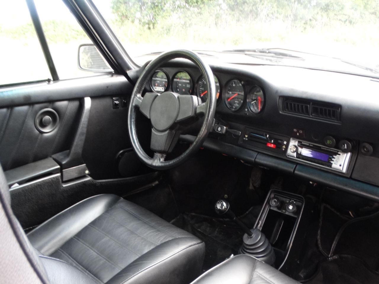 1984 Porsche 3.2 Classic Carrera Cabriolet 2dr